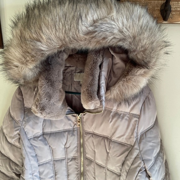 Michael Kors Alternate Down Coat Size XL - Picture 2 of 11